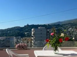 Flower Terrace Apartment