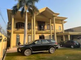 Shelton Hotel Mardan