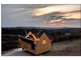 STARSBOX Cascina Le Doti, луксозна палатка в Нейве