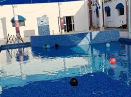 Sharjah International Airport Hotel, hotel cerca de Aeropuerto internacional de Sharjah - SHJ, Sharjah