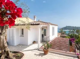 Villa with SEAVIEW TERRACE, close by a sandy beach