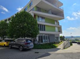 Apartment Majko with free parking