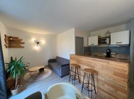 Le Paisible * * *, apartman Aurillacban