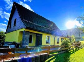 Tolles Ferienhaus in Kurort Oberwiesenthal mit Garten und Grill, hotell i Kurort Oberwiesenthal