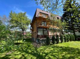 Villas by Expert Vrelo Bosne, hotel in Vruci