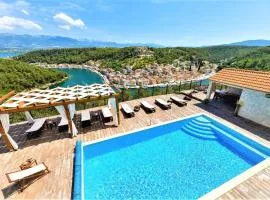 Dreamview & heated pool at Lucija 1