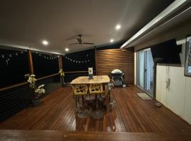Spacious Home with Large Entertainment Area, holiday home in Rockhampton