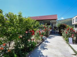 Samuela Cozy Retreat, villa in Berat