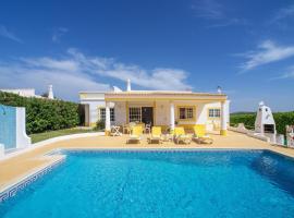 Holiday Home Da Bela Vista - PAD110 by Interhome, hotel com piscina em Paderne