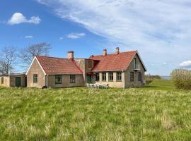 Cozy Home In Sankt Ibb With Kitchen, hotel sa Sankt Ibb