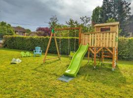 Au 10 le long du canal, appartement à Fain-lès-Montbard