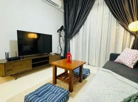 Cozy 2B1R 6pax Condo Forest City 3A-1609