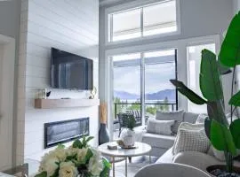 Brand New Penthouse with Lake and Mtn Views
