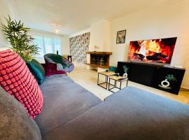 Maison Le M - Disneyland Parking, hotel en Chessy