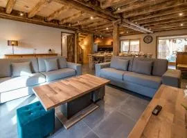 Chalet montagnard rénové avec jacuzzi 4****- 15 Personnes