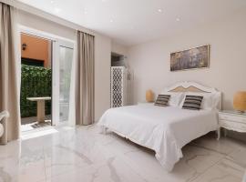 Corfu Town Luxury Studios -D, отель в Керкире