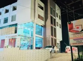 OYO Capital O Hotel Aroma Regency