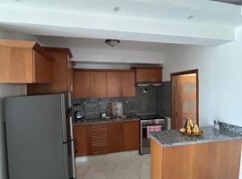 Residencial Uben IV, hotel with parking in Los Frailes