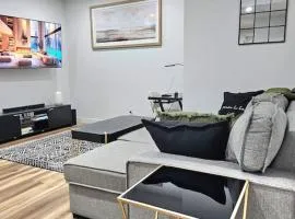 Cozy 2 bedrooms and 1 bath for 4 guests!