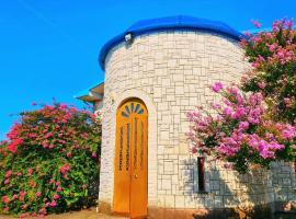 Blue Guest House, hostal o pensió a Samtredia