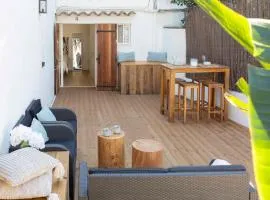 Studio à 200m de la plage de Tahiti beach et à proximité du centre de St Tropez