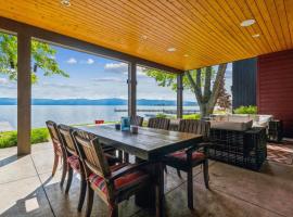 Rivers End Lake House, hotel v destinaci Bigfork