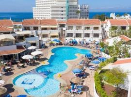 Comfortable centrally located apartment, hotel v destinaci Playa Fañabe