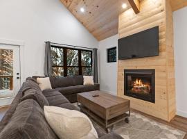 Alpine Glow Ski Haus, hotel v destinaci Whitefish