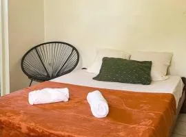 Studio sunwhere in Moule