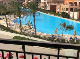 Chalet Verdi Marassi view lagoon, hotel in El Alamein
