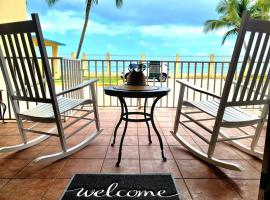 Ocean front Vacation home near el Rain forest, hotel in Luquillo