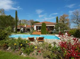 Villa La Source、Saint-Jeanのホテル