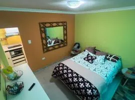 Gold House Premium