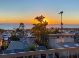 Cardiff Retreat with Game Room and Deck, Near Beach