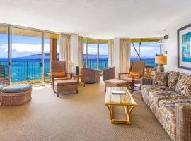 Royal Kahana 210- Prime oceanfront 2bedroom with huge wrap around lanai