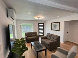 Stylish and Cozy 2BR in Mar Vista