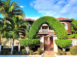 Thomas Palace, guest house in Oracabessa