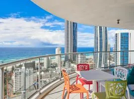Oceanview 3 Bedroom Apartment in Surfers Paradise - Serain Residences