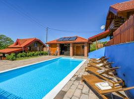 Beautiful Home In Vinogradi Ludbreski With Heated Swimming Pool, majake sihtkohas Ludbreg
