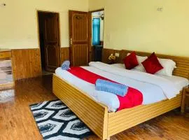 Jamshi Guest House