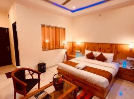 Siluswar Hotel, hotel em Junagadh