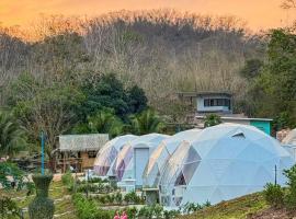 NiNo San Glamping - Pak Chong, luxury tent in Ban Nong Ka Cha