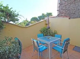 Appartement T3 avec Stationnement et Terrasse, Près du Centre de Collioure - FR-1-309-443