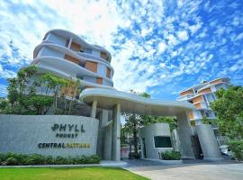 PHYLL Phuket, Luxury Condominium 45، شقة فندقية في Ban Rangeng