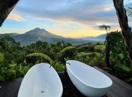 Black Wood Cabin, hotel en Kintamani