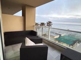 Oceanfront Condo Rosarito Downtown、ロサリトのホテル