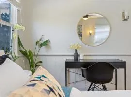 5 Mins Walk To Oldtown Monrovia Cozy 4 Br Home