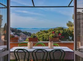 [Porto S. Stefano] Elegant House + Swimming Pool, hotel i Porto Santo Stefano