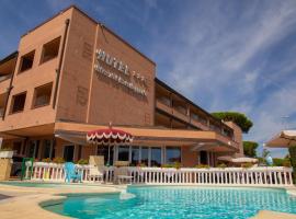 Hotel Riva dei Cavalleggeri, hotel v destinaci Marina di Bibbona