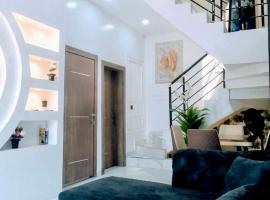 Luxury House In Lekki Lagos, apartment in Lagos